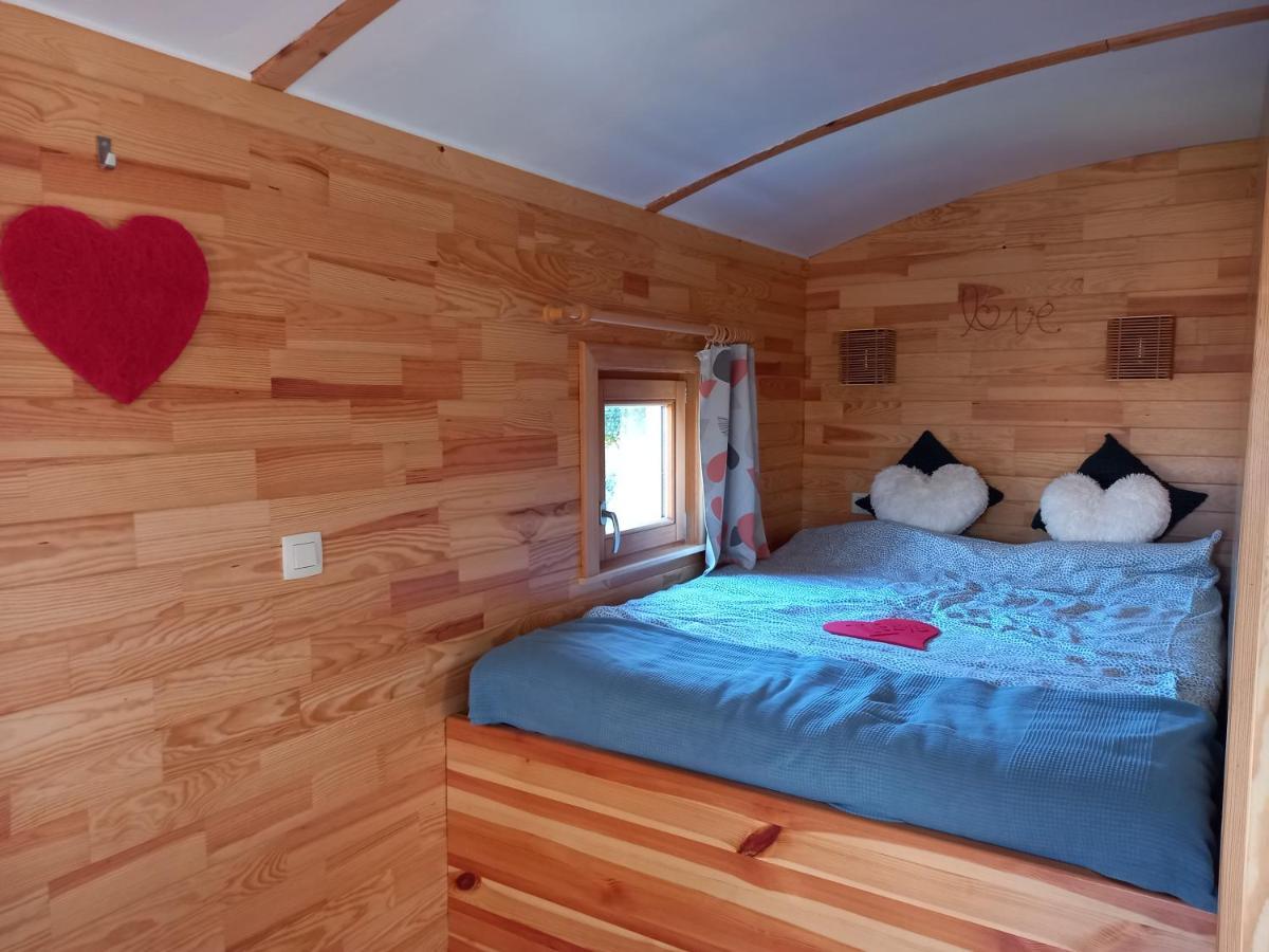 Camping Des Saules Jurbise Bagian luar foto